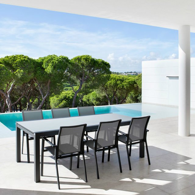 Jati&Kebon Gartenmöbel-Set mit Stuhl "Sevilla" und Gartentisch "Livorno"