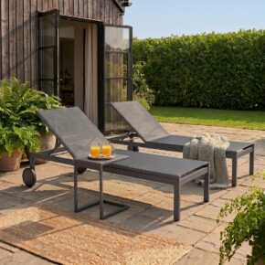 Liadomo "Firmo" Sonnenliege mit "Lido" Beistelltisch, Aluminium anthrazit (Bild KI-generiert)